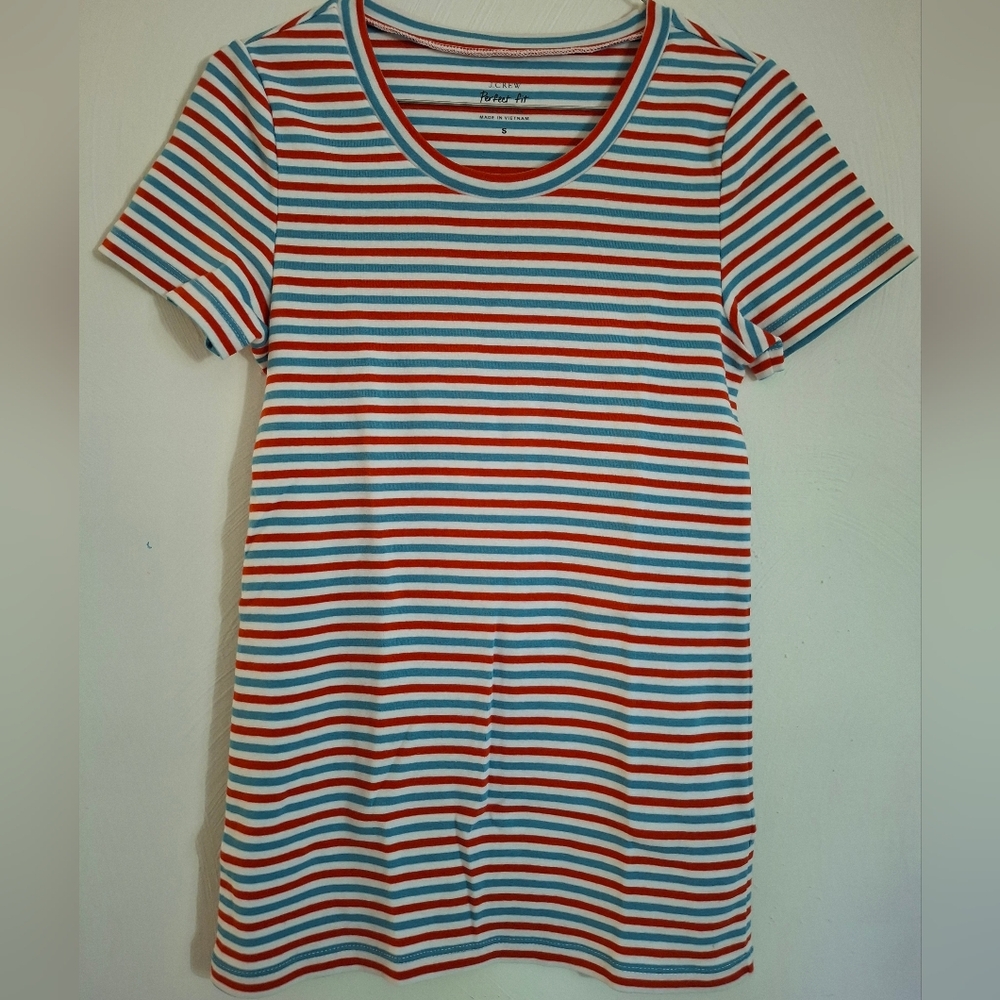 NWOT J.Crew Perfect Fit tee